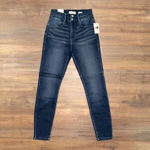 NWT KanCan Signature Kurvy Ultra High Rise Skinny Denim Jeans 27X28